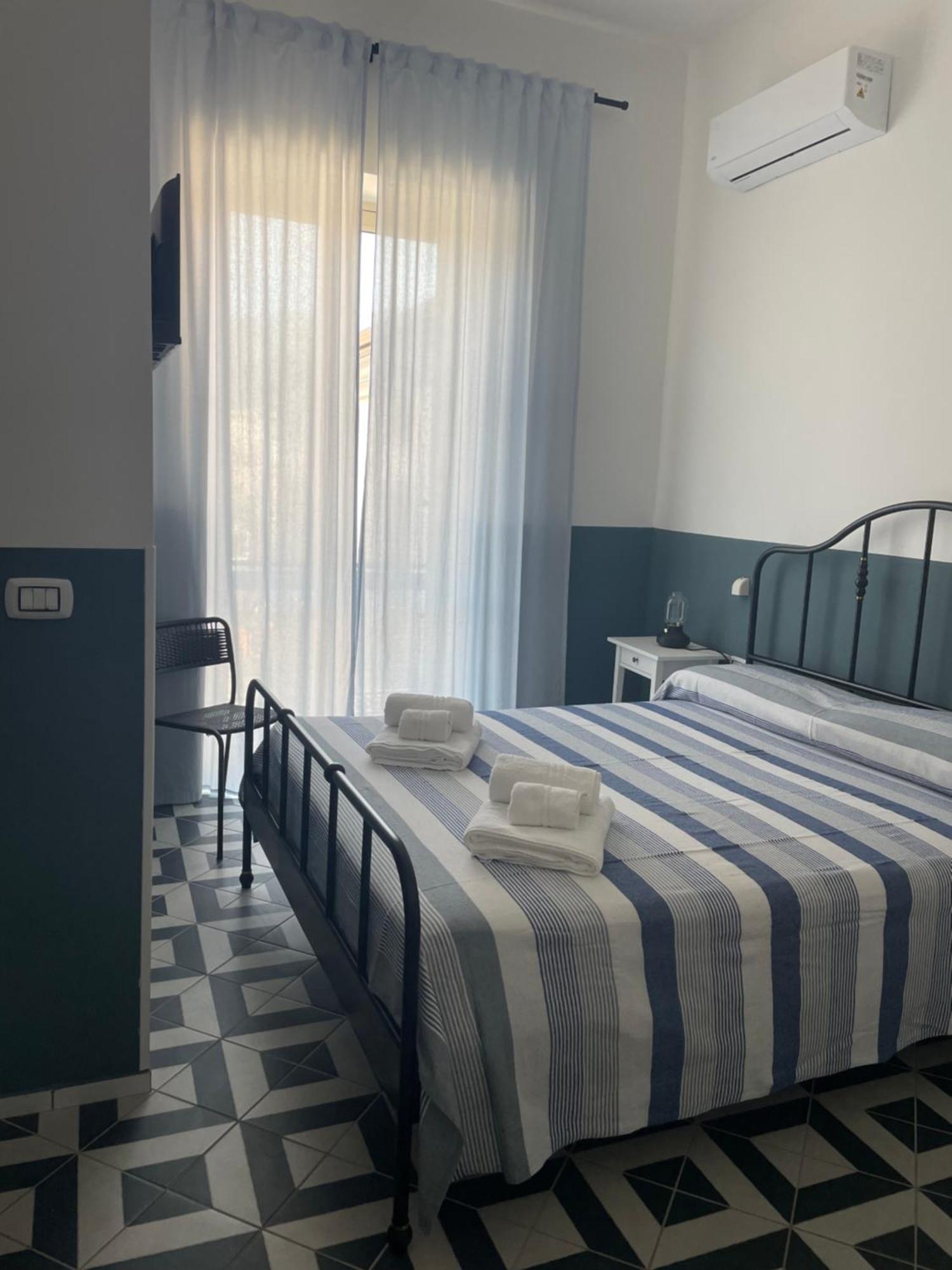 Donna Maria Hotel Sapri Kültér fotó